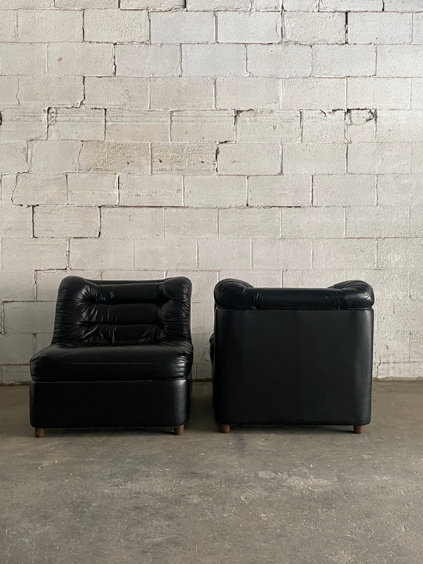 Mid Century Design Black Modular Sofa